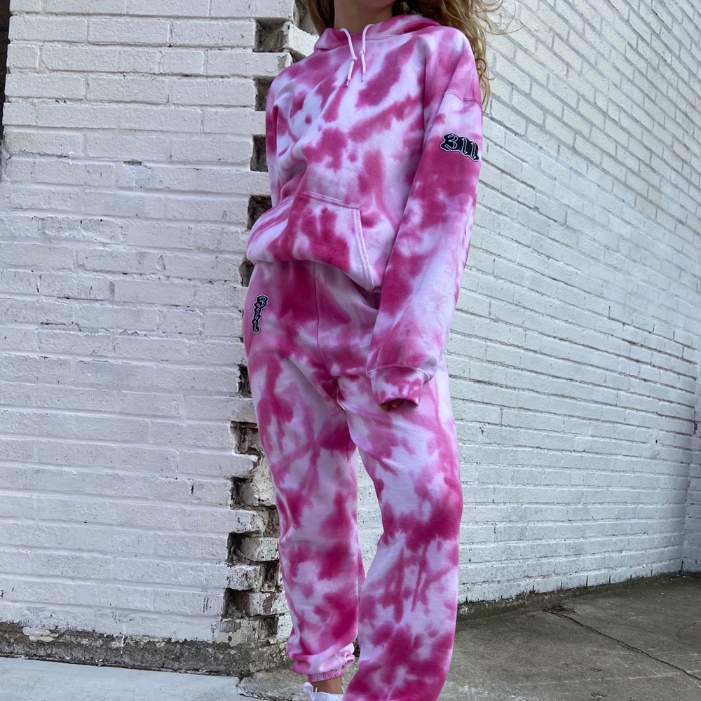 Matching set - Picture 2 of 2
